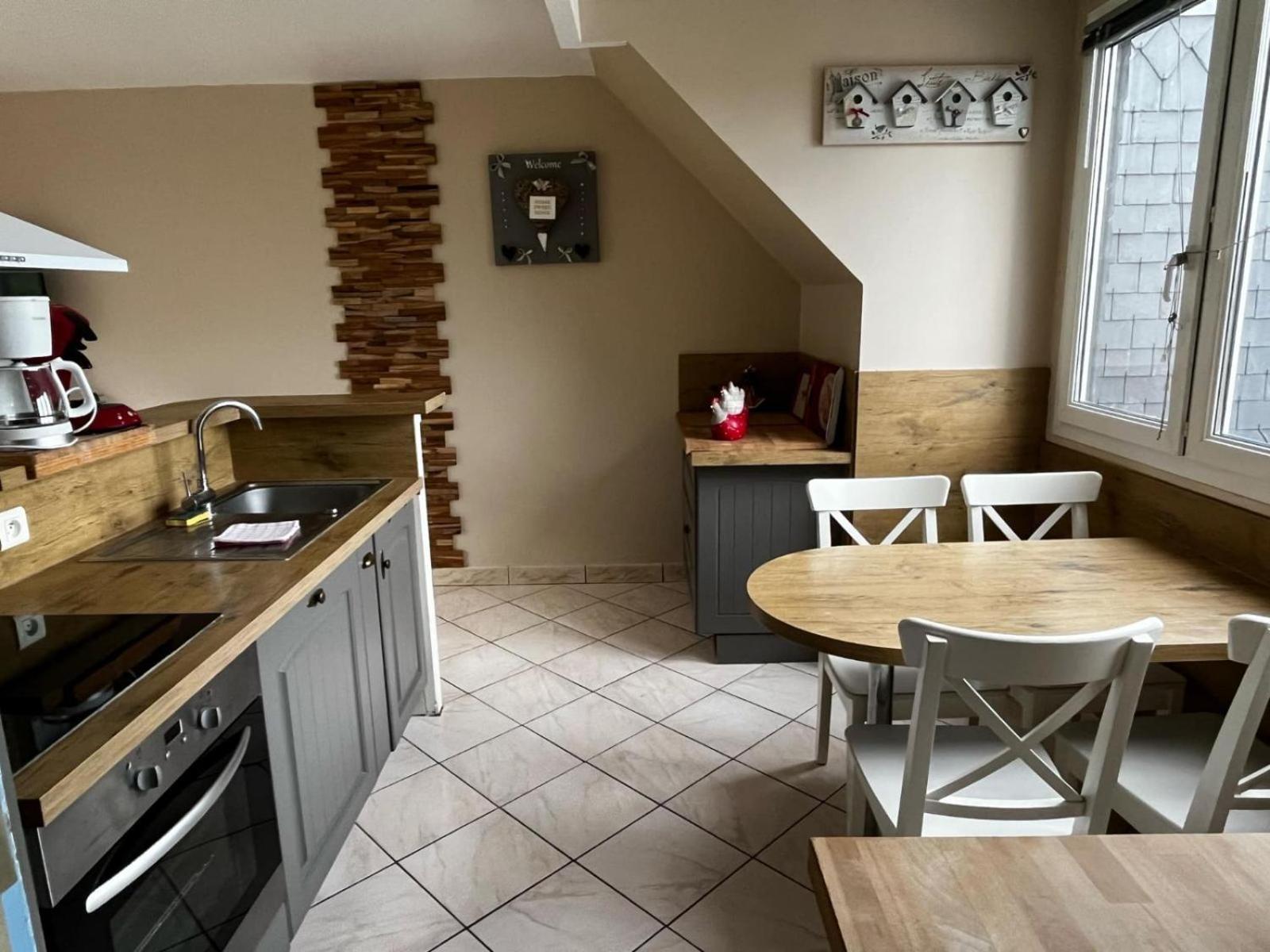 Chez Fifille Appartement Dans Honfleur Parking Prive Exterior foto