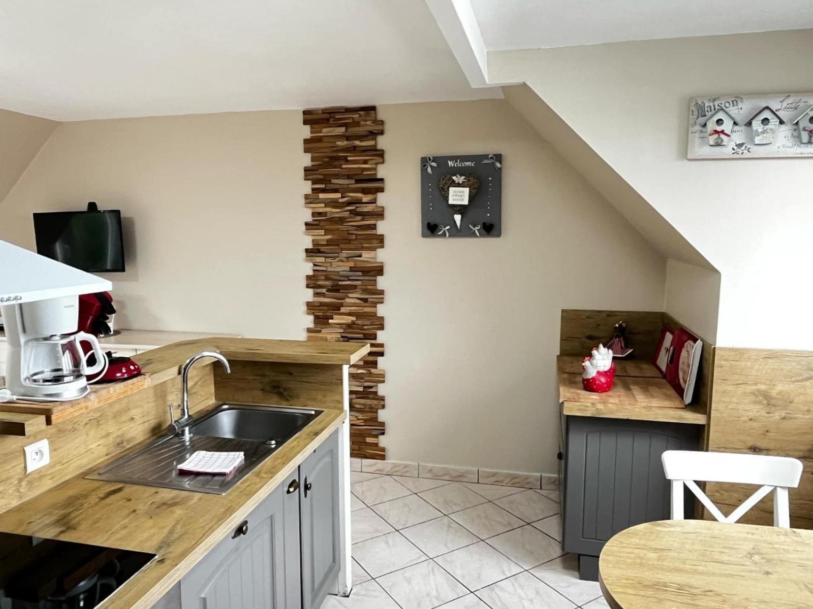Chez Fifille Appartement Dans Honfleur Parking Prive Exterior foto